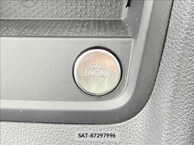 VolksWagen SHARAN 2022-06 8247167-16