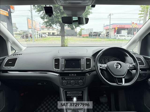 VolksWagen SHARAN 2022-06 8247167-1