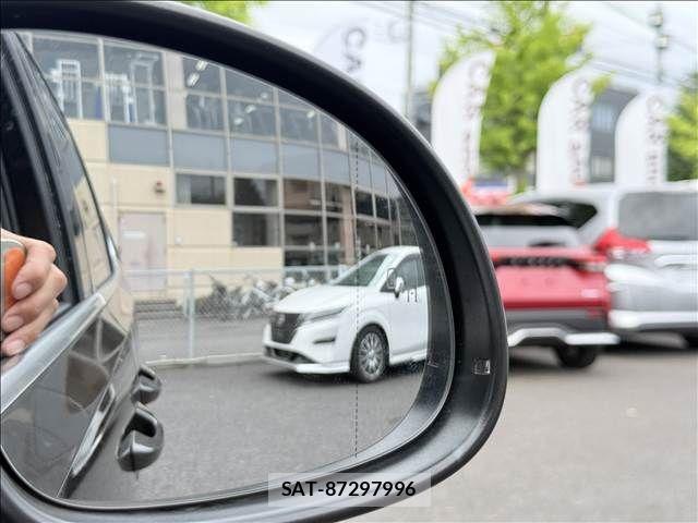 VolksWagen SHARAN 2022-06 8247167-27