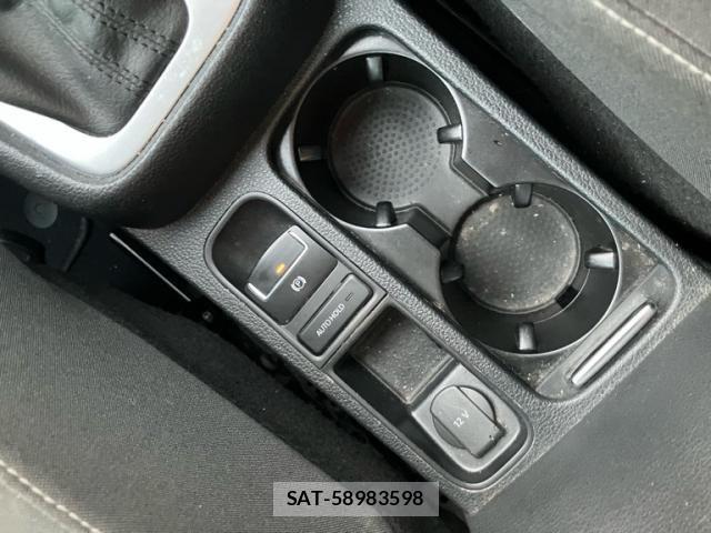 VolksWagen SHARAN 2016-11 8338516-14