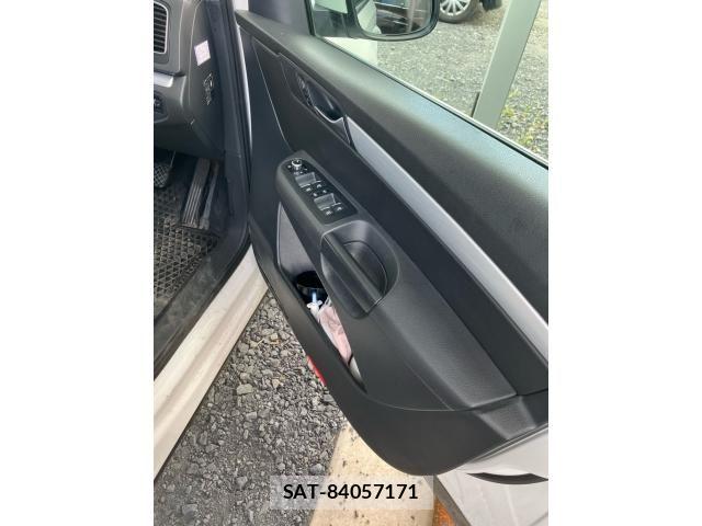VolksWagen SHARAN 2013-07 8369760-11