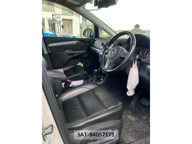 VolksWagen SHARAN 2013-07 8369760-12