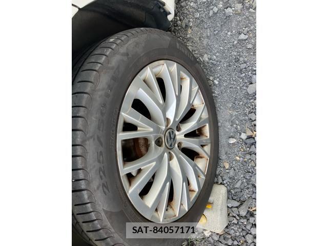 VolksWagen SHARAN 2013-07 8369760-3