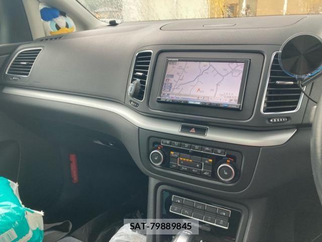 VolksWagen SHARAN 2012-01 8369758-13