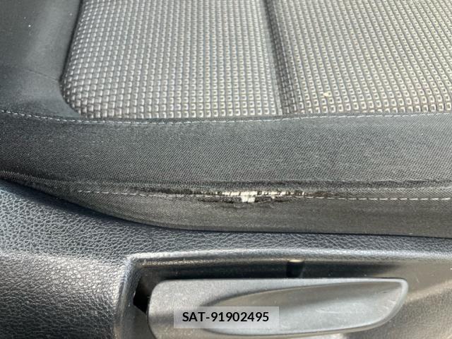 VolksWagen SHARAN 2011-09 8372388-22