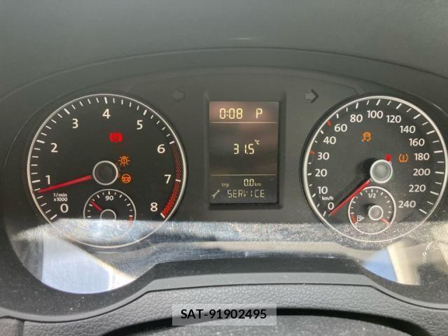 VolksWagen SHARAN 2011-09 8372388-27