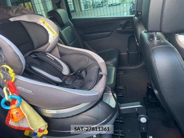 VolksWagen SHARAN 2014-08 8486272-14