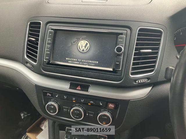 VolksWagen SHARAN 2014-02 8486270-15