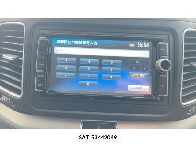 VolksWagen SHARAN 2014-03 8528233-26