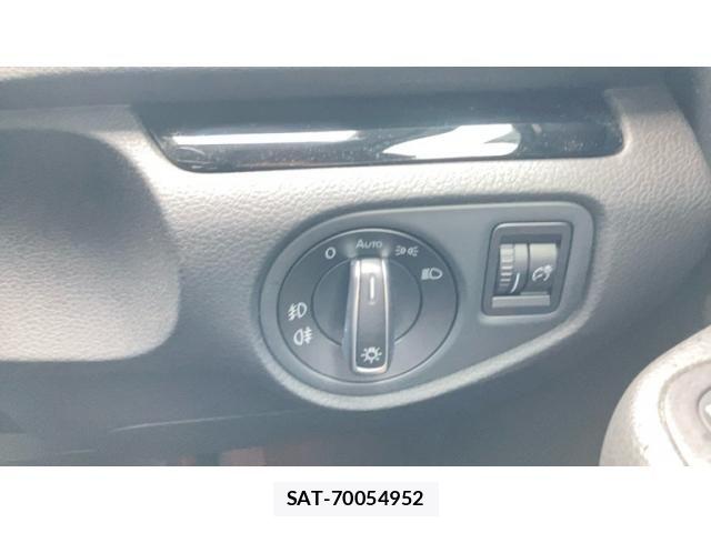 VolksWagen SHARAN 2015-09 8746882-16