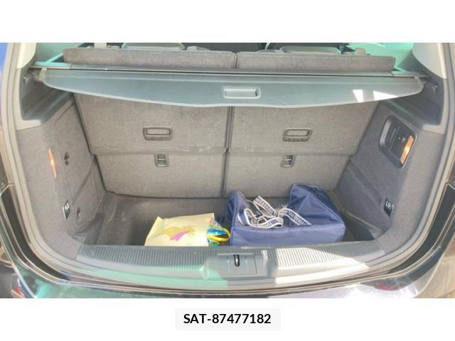 VolksWagen SHARAN 2011-09 8832519-26