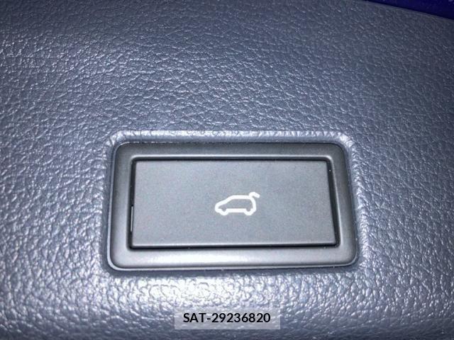 VolksWagen SHARAN 2022-09 8882995-9