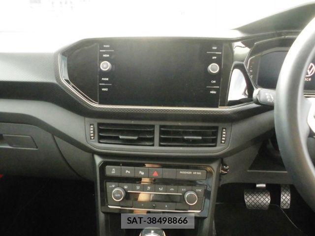 VolksWagen T-CROSS 2021-03 1323920-10