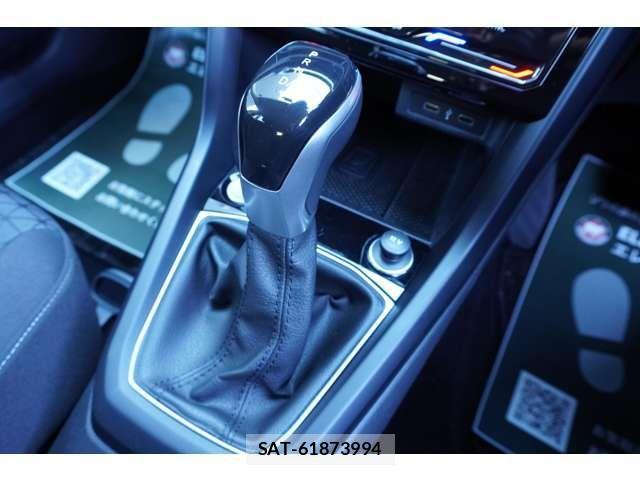 VolksWagen T-CROSS 2022-12 2252981-12