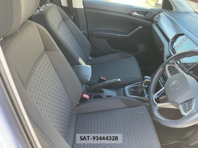 VolksWagen T-CROSS 2022-06 3017422-13