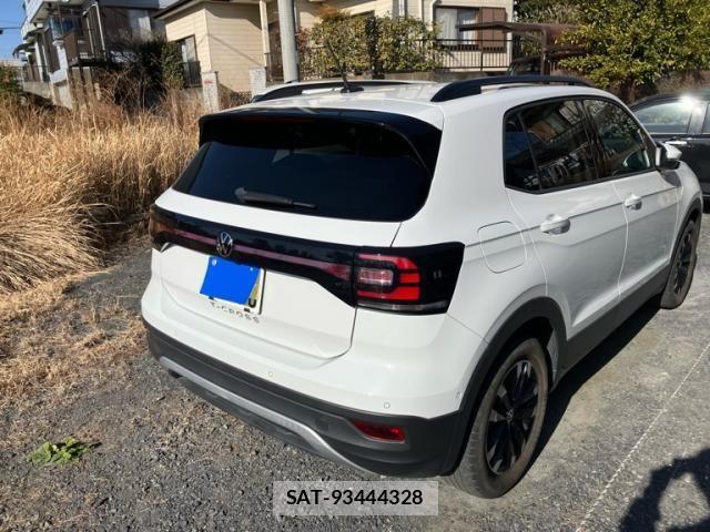 VolksWagen T-CROSS 2022-06 3017422-5
