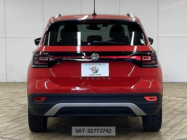 VolksWagen T-CROSS 2020-11 3069187-14