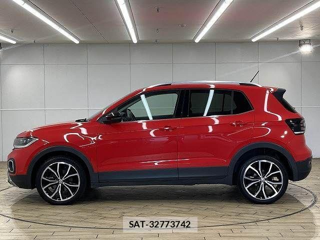VolksWagen T-CROSS 2020-11 3069187-15