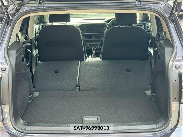 VolksWagen T-CROSS 2023-06 3911305-17