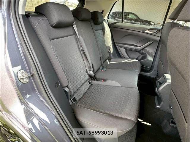 VolksWagen T-CROSS 2023-06 3911305-5