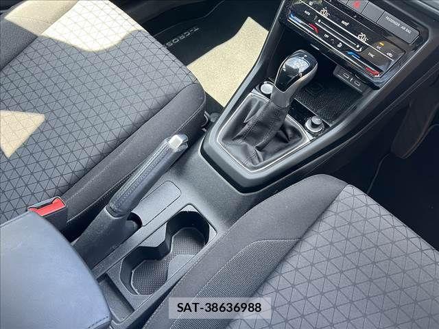 VolksWagen T-CROSS 2023-02 4051845-15