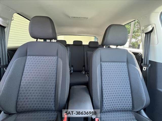 VolksWagen T-CROSS 2023-02 4051845-25