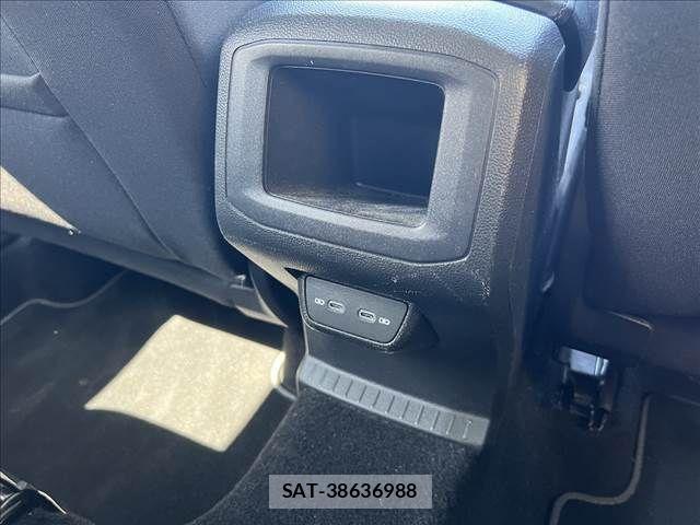 VolksWagen T-CROSS 2023-02 4051845-28