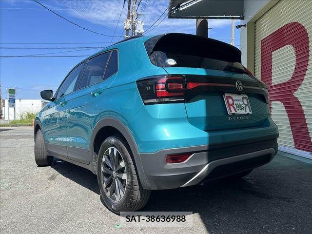 VolksWagen T-CROSS 2023-02 4051845-6