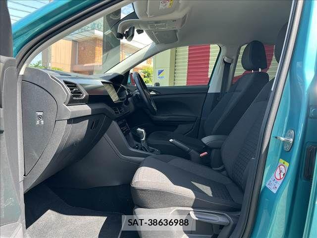 VolksWagen T-CROSS 2023-02 4051845-7