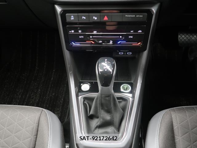 VolksWagen T-CROSS 2023-03 6642870-8