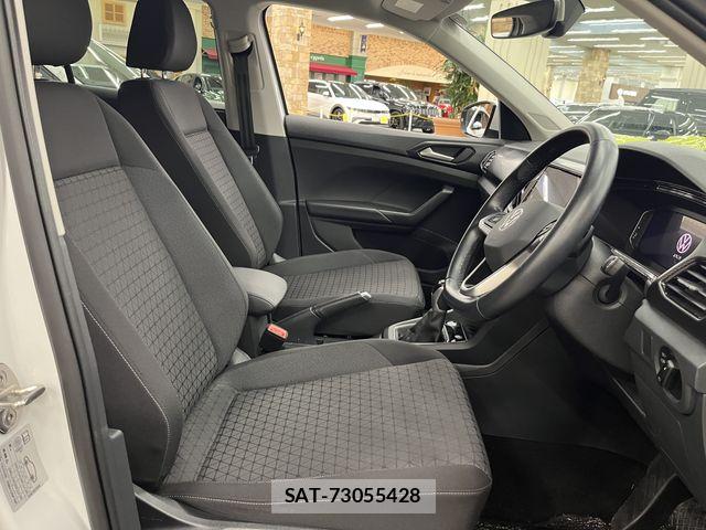 VolksWagen T-CROSS 2023-01 6818020-3