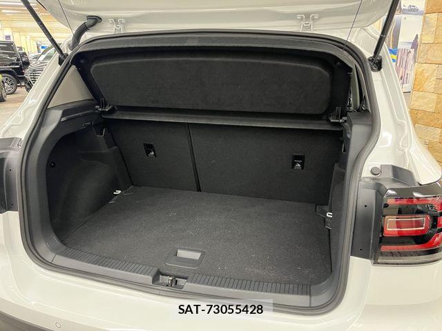 VolksWagen T-CROSS 2023-01 6818020-5