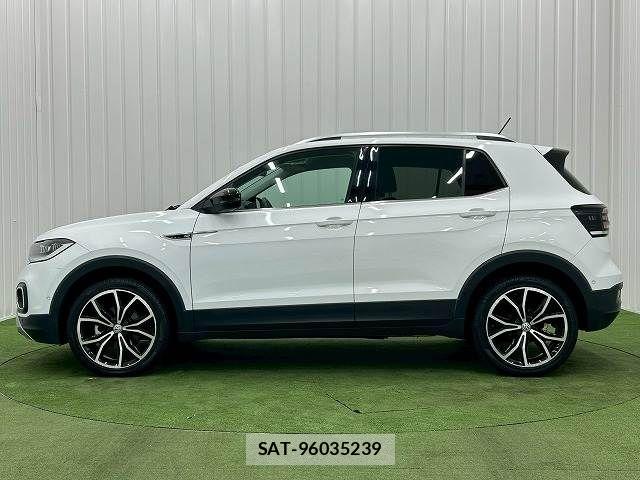 VolksWagen T-CROSS 2020-07 6818037-13