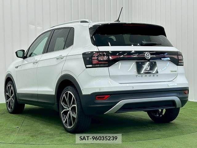 VolksWagen T-CROSS 2020-07 6818037-16