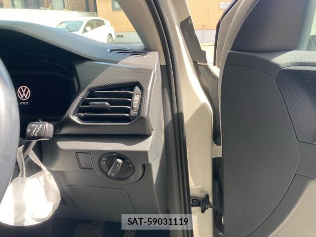 VolksWagen T-CROSS 2023-01 6915410-13