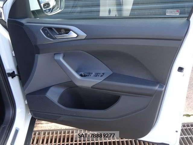 VolksWagen T-CROSS 2021-05 6999177-16