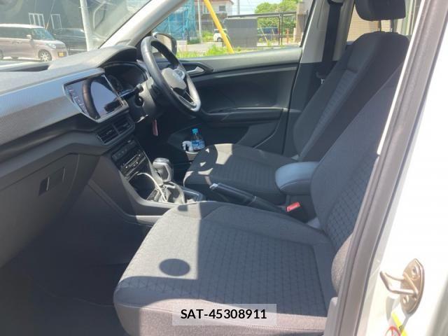 VolksWagen T-CROSS 2022-04 7061393-9