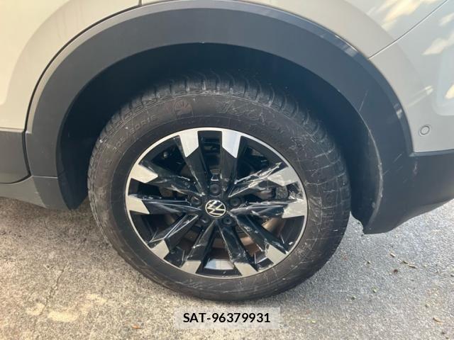 VolksWagen T-CROSS 2023-03 7227157-8