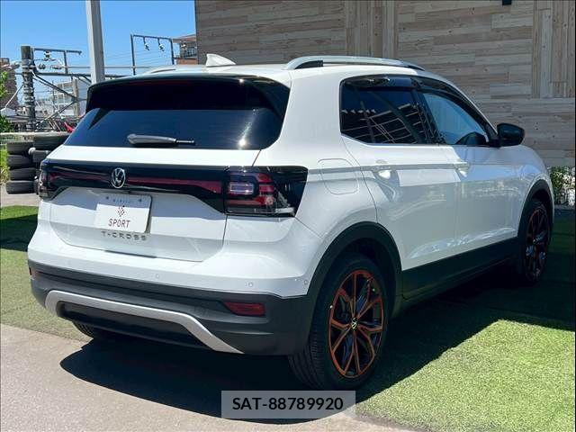 VolksWagen T-CROSS 2021-06 7252856-16