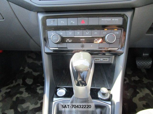 VolksWagen T-CROSS 2020-04 7458851-10
