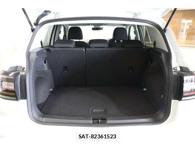 VolksWagen T-CROSS 2022-03 7563090-12