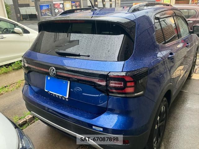 VolksWagen T-CROSS 2022-05 7621359-3