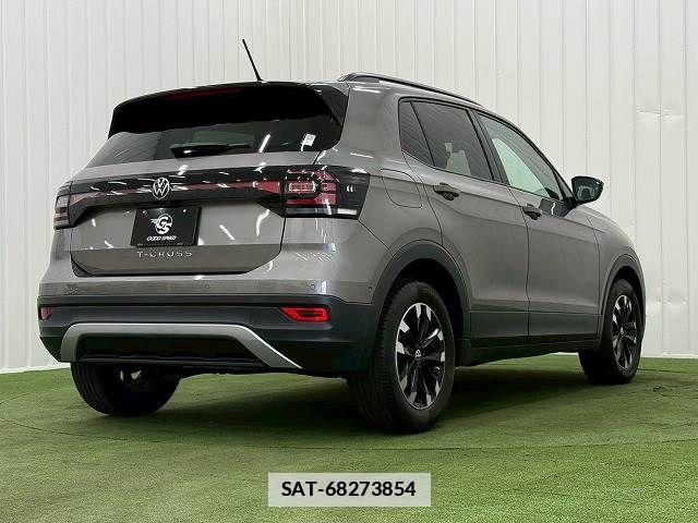 VolksWagen T-CROSS 2021-07 7730752-15