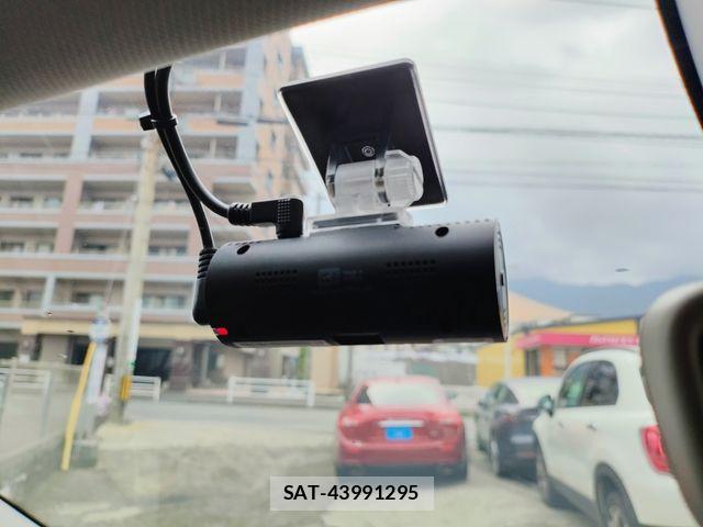 VolksWagen T-CROSS 2020-03 8133023-12