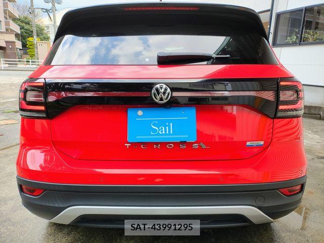 VolksWagen T-CROSS 2020-03 8133023-26