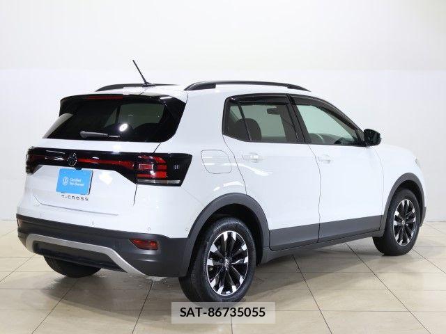 VolksWagen T-CROSS 2023-08 8211029-1