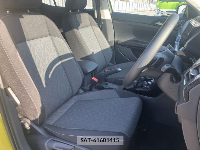 VolksWagen T-CROSS 2025-06 8211027-10