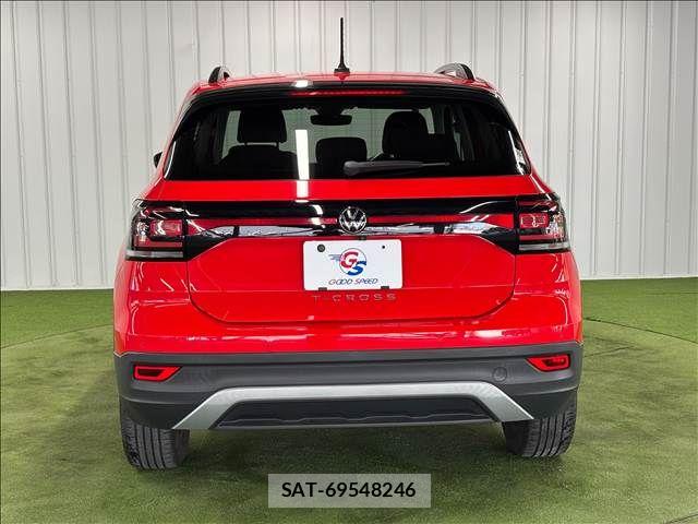 VolksWagen T-CROSS 2021-08 8247169-13