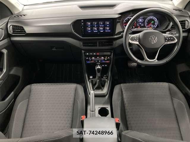 VolksWagen T-CROSS 2022-06 8318114-16
