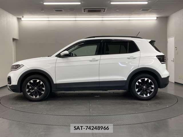 VolksWagen T-CROSS 2022-06 8318114-2